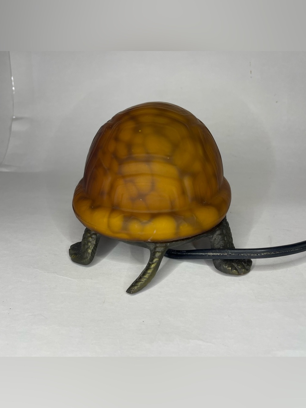 VTG Amber Mottled Tiffany Style Glass & Brass Turtle Table Accent/Night Light 8" - Picture 6 of 10